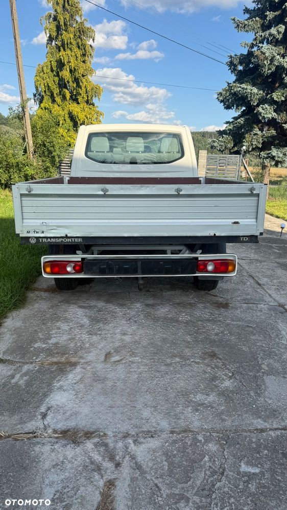 Volkswagen Transporter - 8