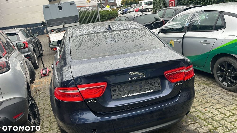 Jaguar XE 2.0 D Pure - 1