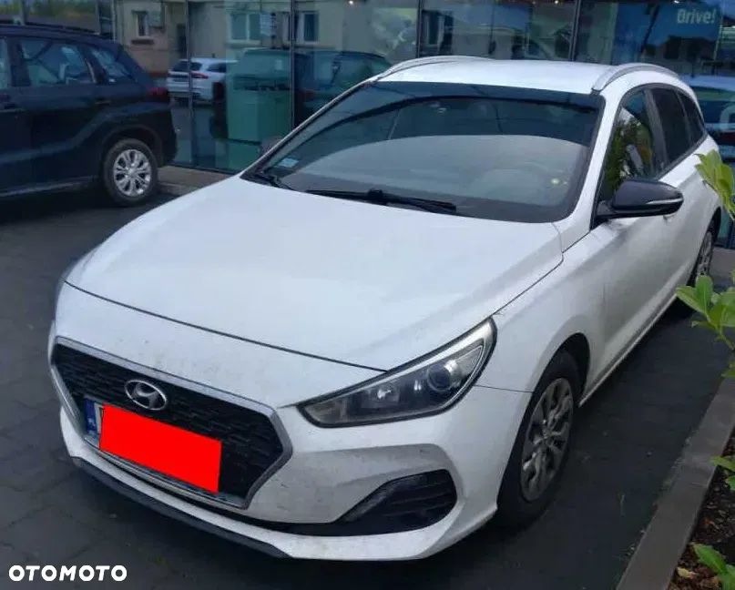 Hyundai i30 1.6 CRDi BlueDrive Go - 1