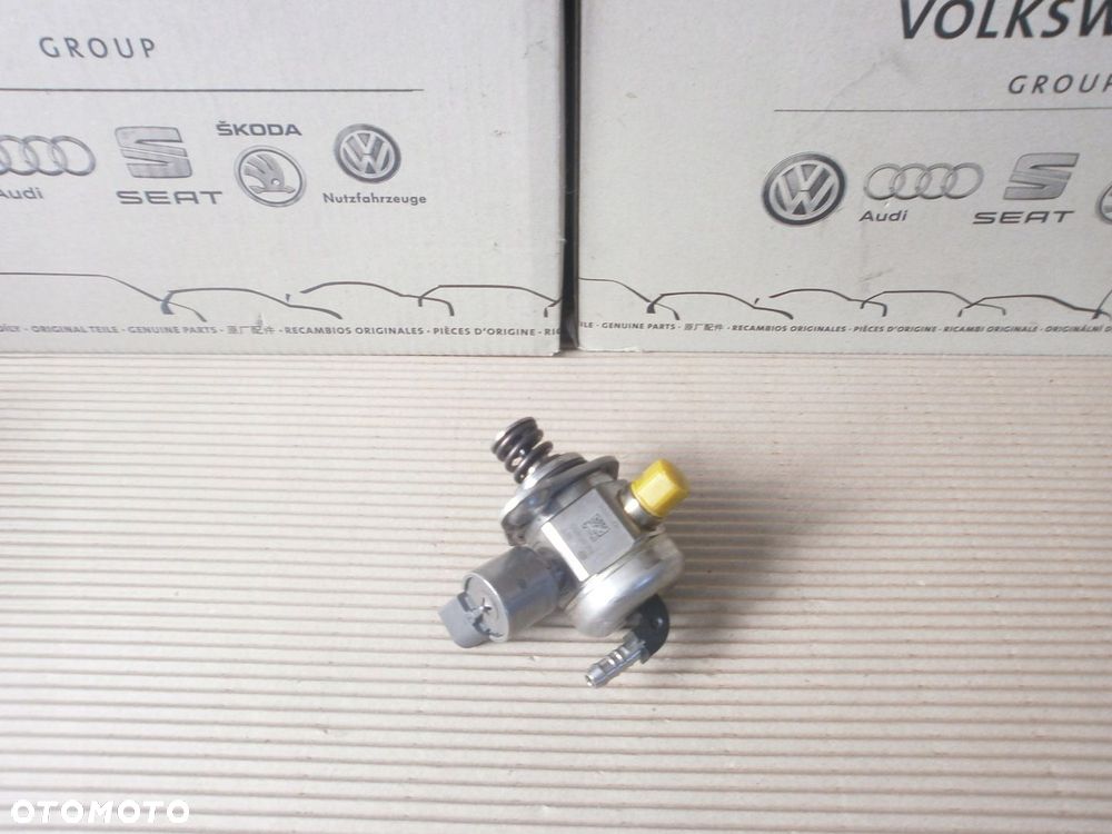 POMPA PALIWA 04E127025D VW SKODA 1,2 1,4 TSI IDEALNA GWARANCJA - 2