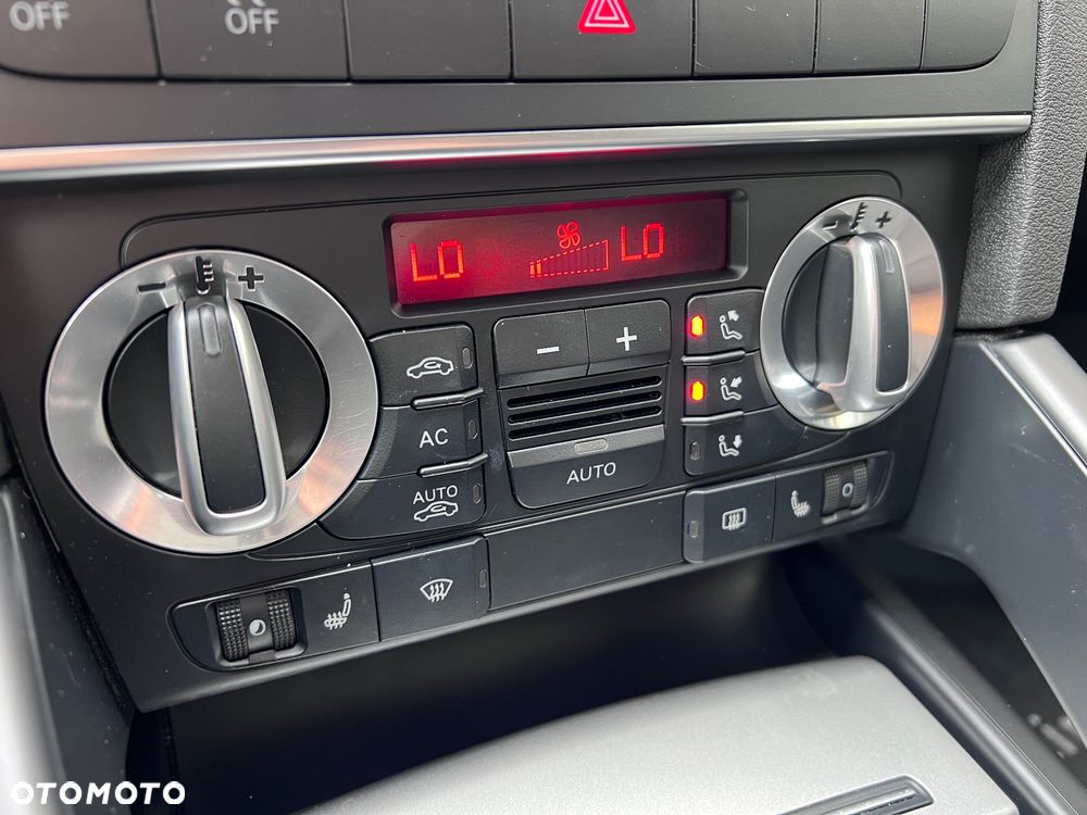 Audi A3 Sportback 2.0 TDI S line Sportpaket plus - 28