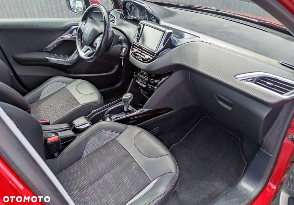 Peugeot 2008 PureTech 110 Stop&Start EAT6 Allure - 18