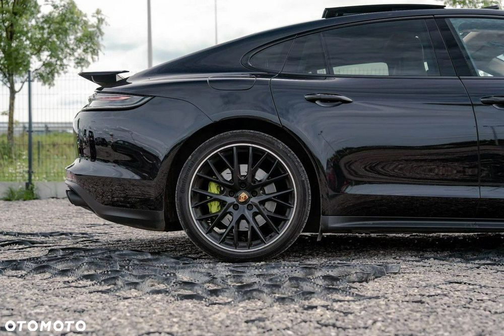 Porsche Panamera 4 E-Hybrid Platinum Edition - 9