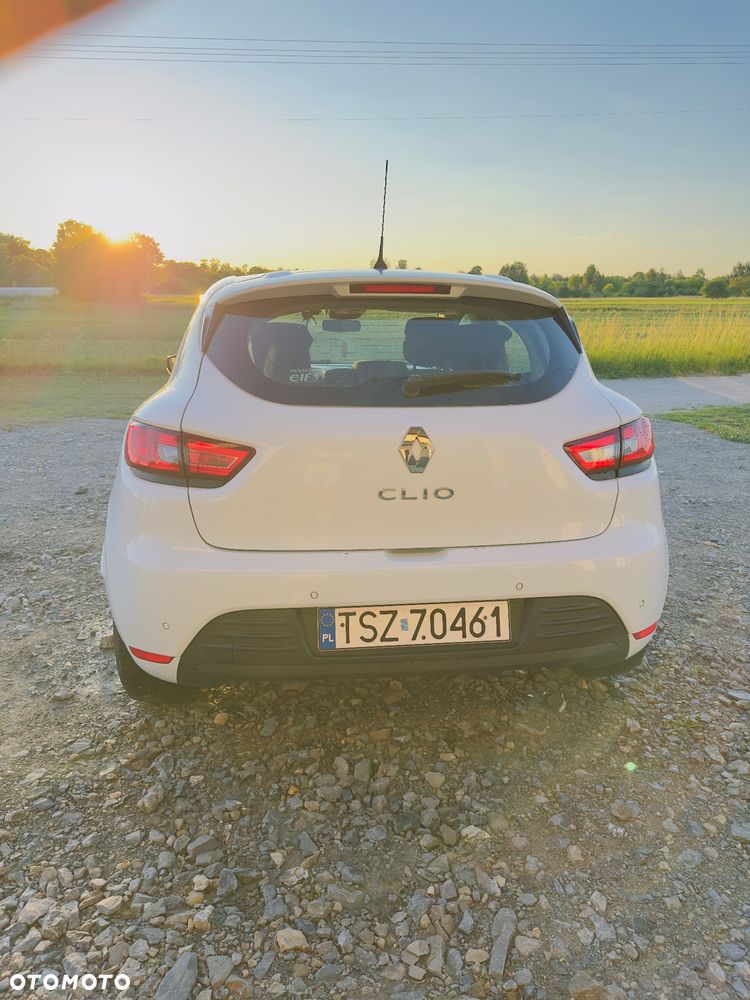 Renault Clio - 7