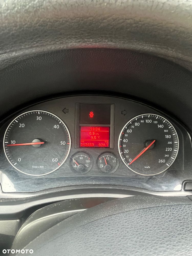 Volkswagen Golf 1.9 TDI 4Motion Comfortline - 4