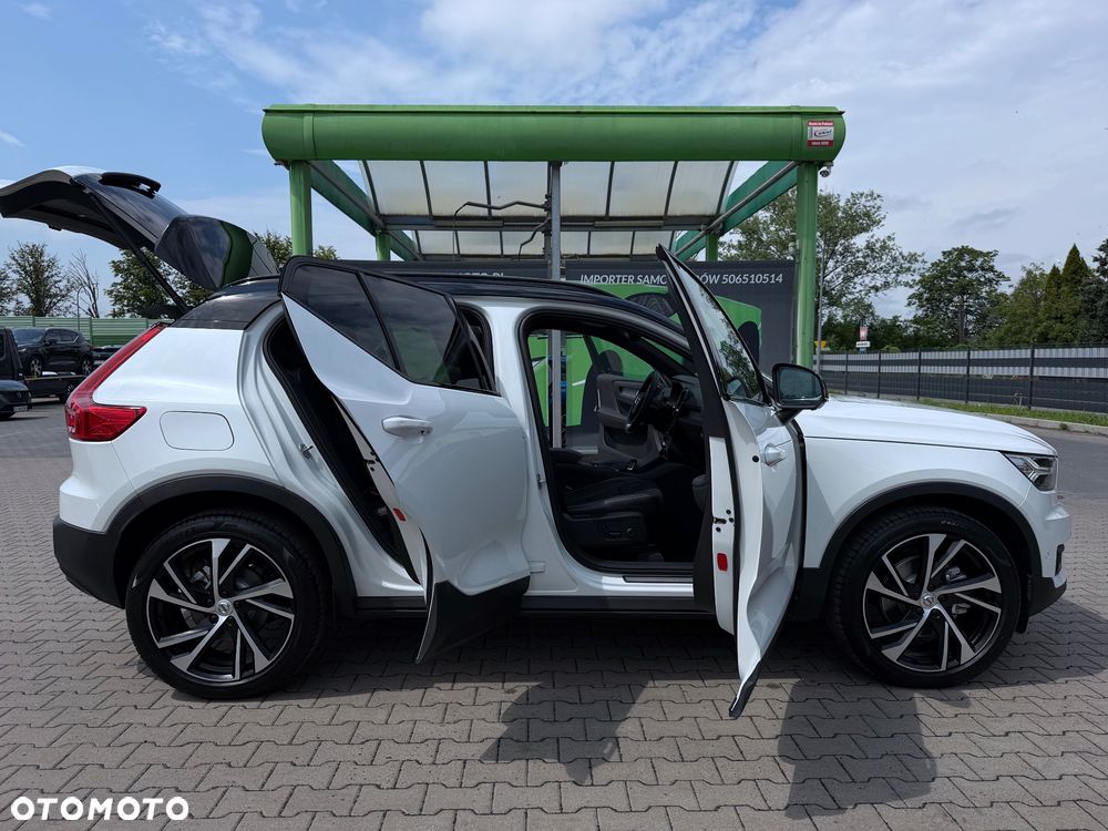 Volvo XC 40 B4 B AWD DKG RDesign - 17