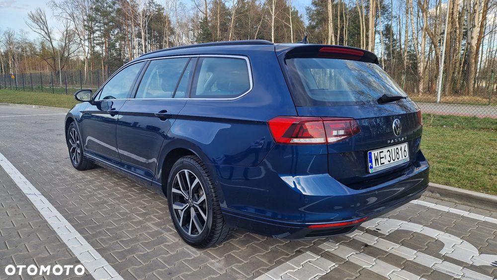 Volkswagen Passat Variant 2.0 TDI EVO Business DSG - 3