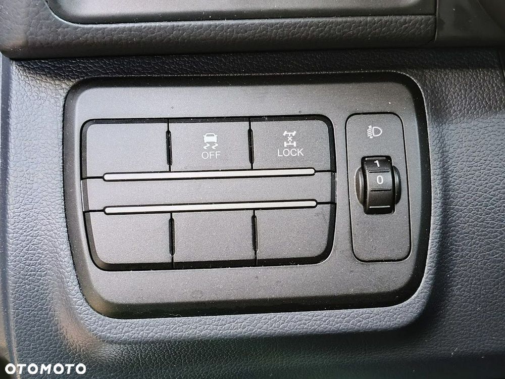 SsangYong/KGM XLV - 15