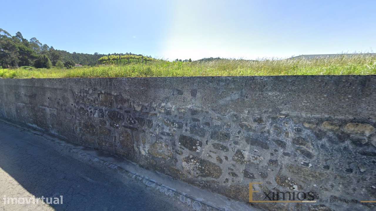 Terreno com 6500m2, em Barcelos - Grande imagem: 2/4