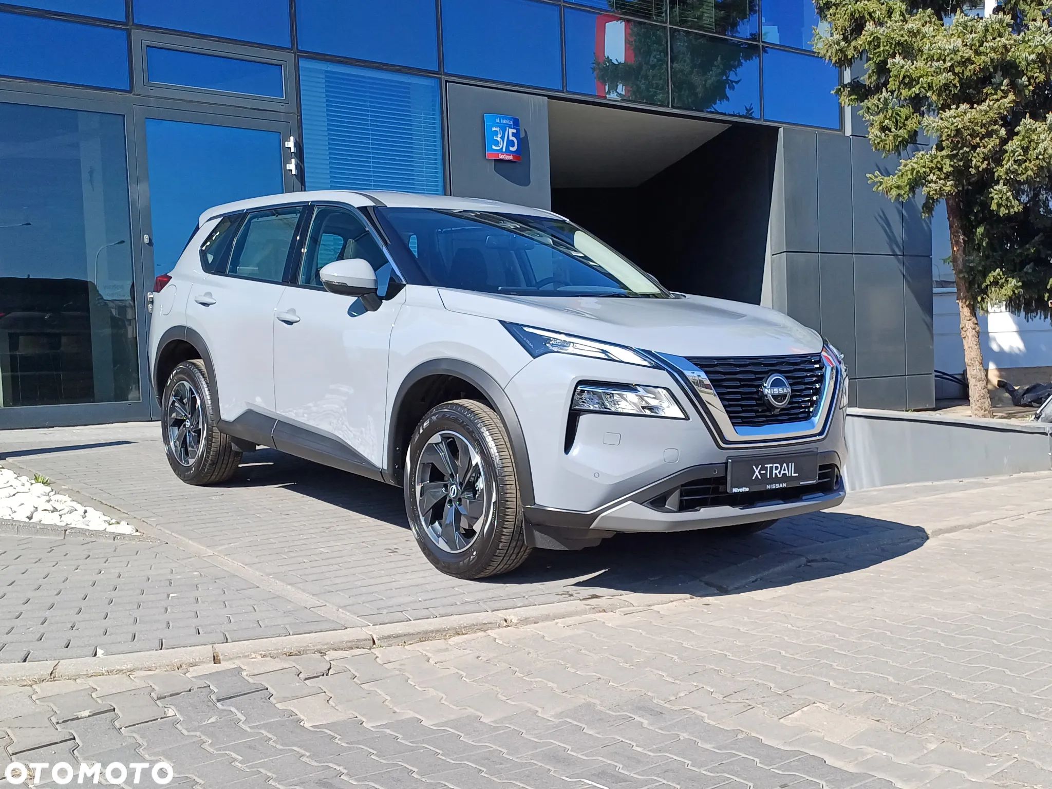 Nissan X-Trail - 1