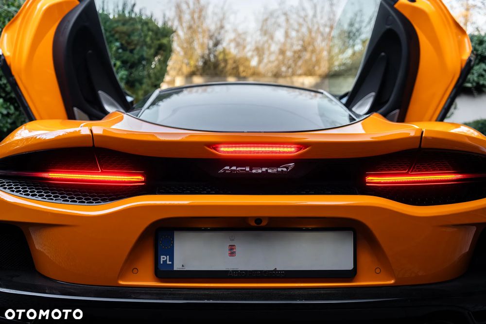 McLaren GT - 10