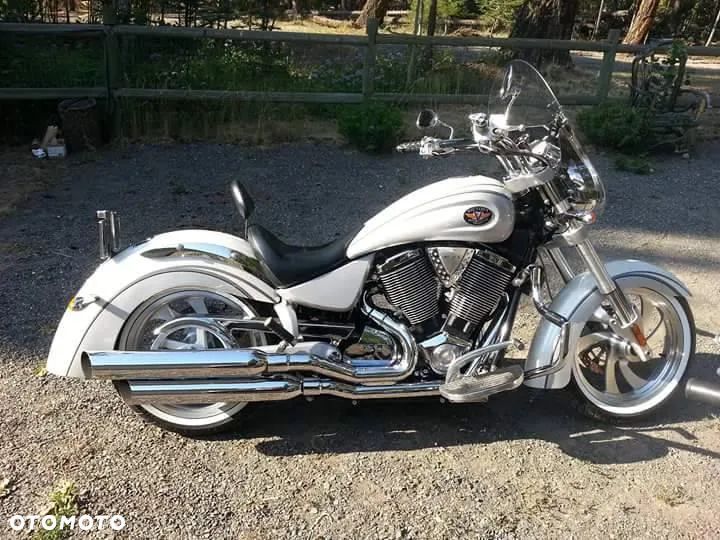 Victory Kingpin 2005 zbiornik - 10