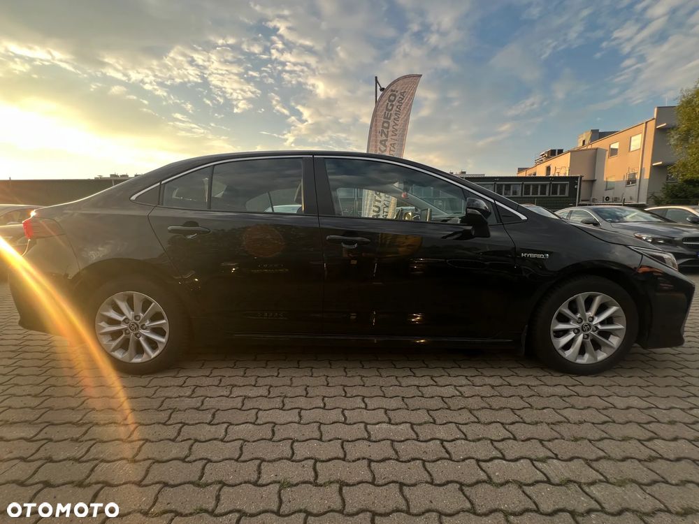 Toyota Corolla - 10