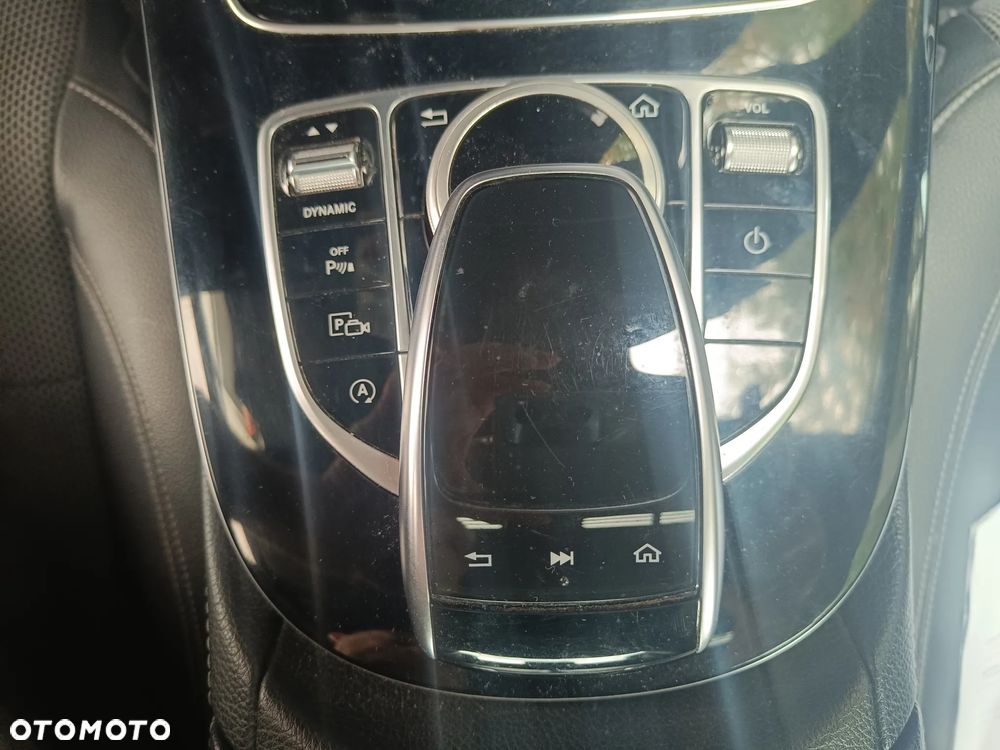 Mercedes-Benz Klasa E 220 d 9G-TRONIC Exclusive - 17