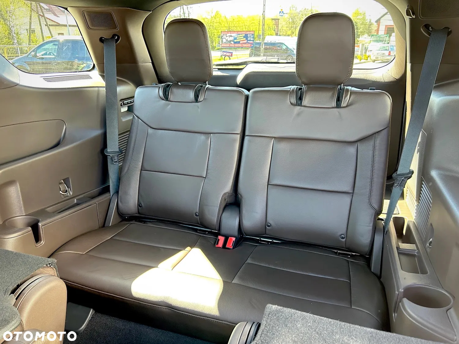 Ford Explorer - 34