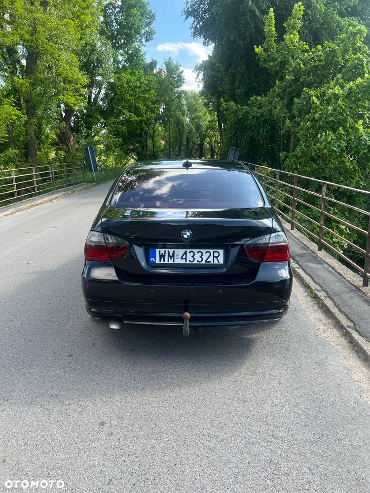 BMW Seria 3 320d - 4
