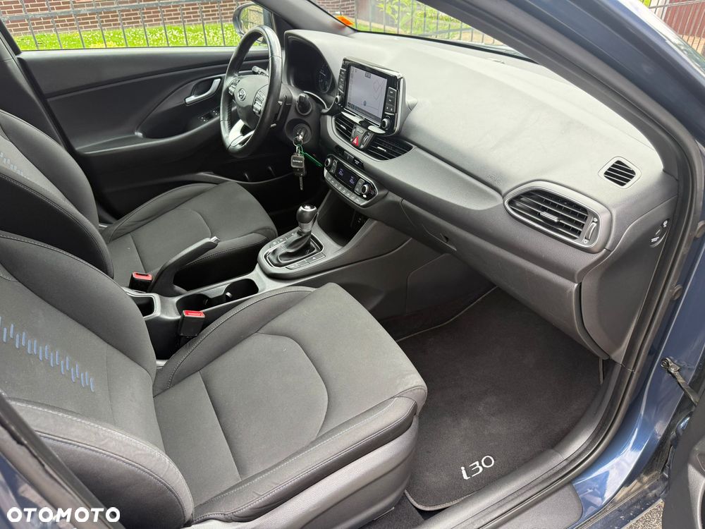 Hyundai i30 1.6 D GO Plus DCT - 12