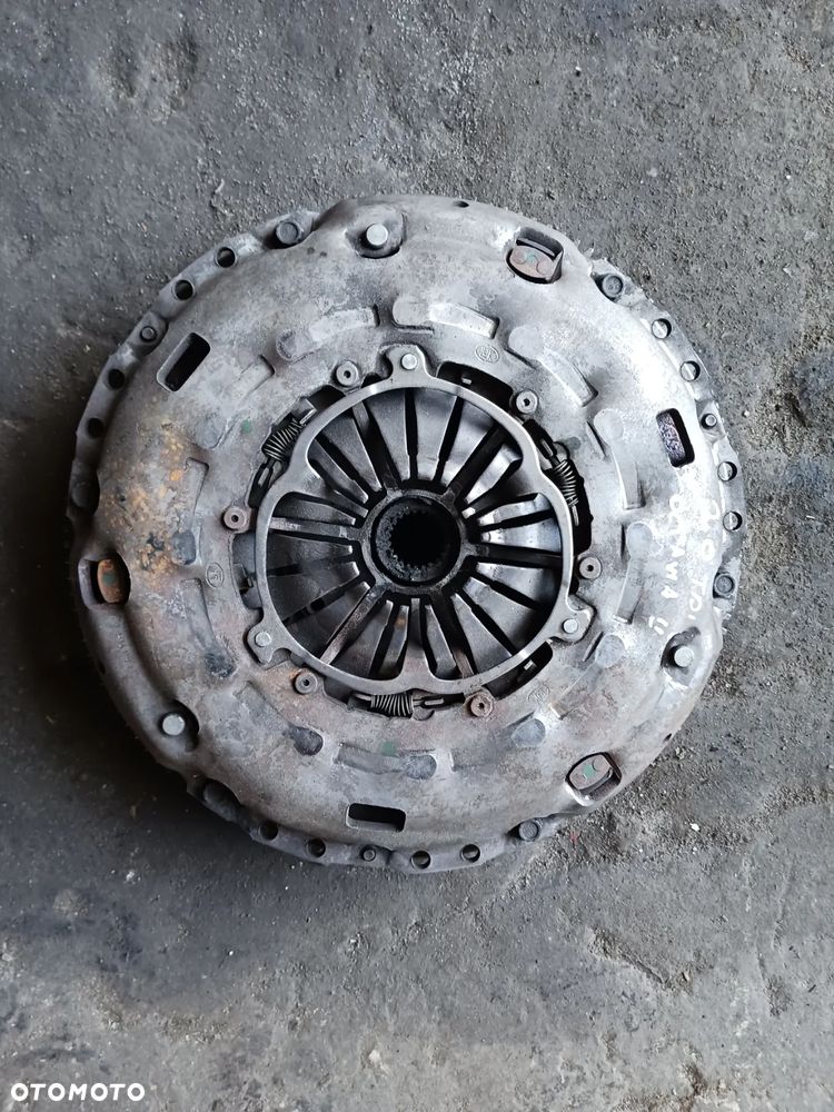 Sprzęgło dwumasa tarcza docisk kompletne 6 BIEGÓW LUK 415043110 2.0 TDI Skoda Octavia Superb Volkswagen Passat Touran Caddy Audi A3 A6 - 3