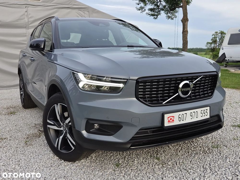 Volvo XC 40 T2 Plus Dark - 29