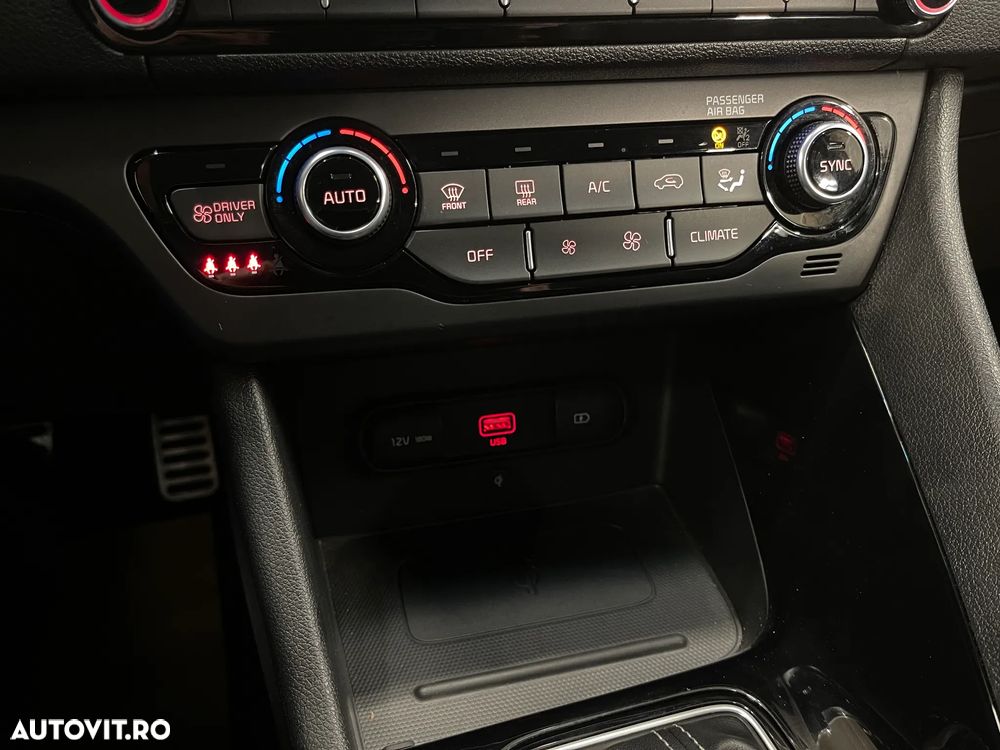 Kia Niro 1.6 GDI HEV 2WD OPF Aut. Spirit - 18