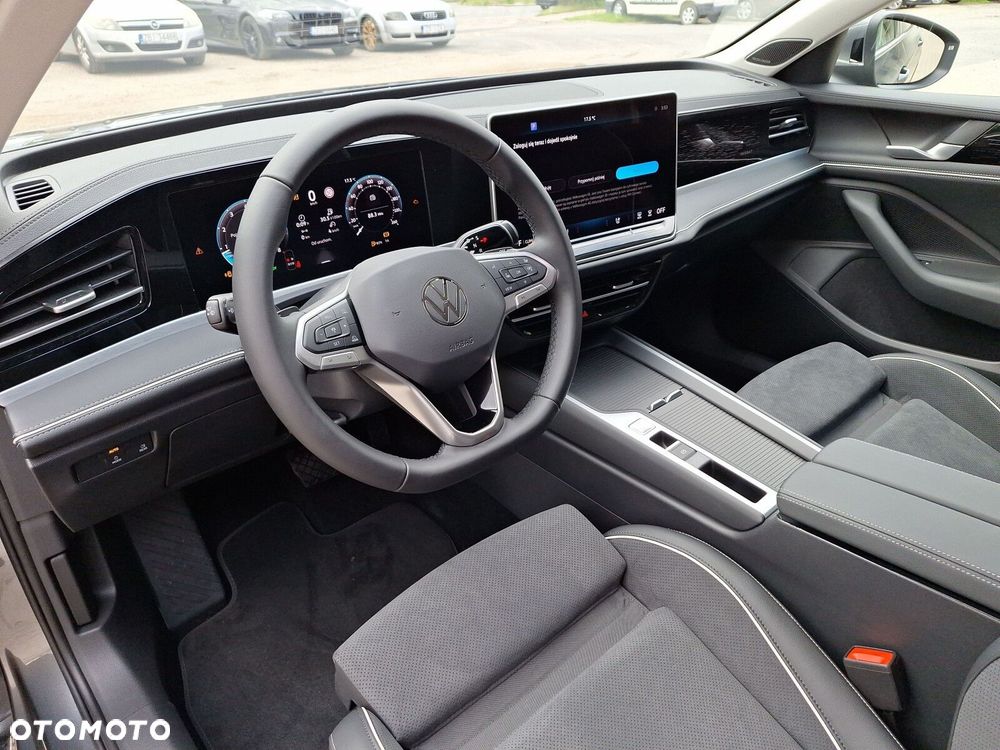 Volkswagen Passat - 9