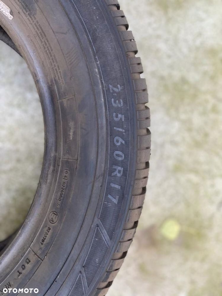 Dunlop SP Winter Sport 3D 235/60R17 102 H 2011 5mm - 4