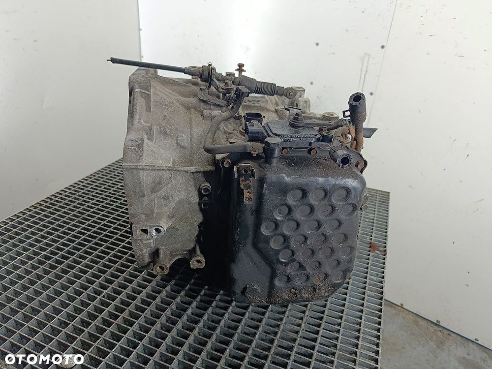 SKRZYNIA BIEGÓW AUTOMAT KIA SPORTAGE IV 3B260 2.0 CRDI - 2