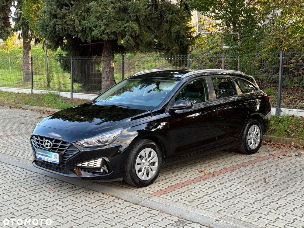 Hyundai i30 1.5 DPI Classic + - 33