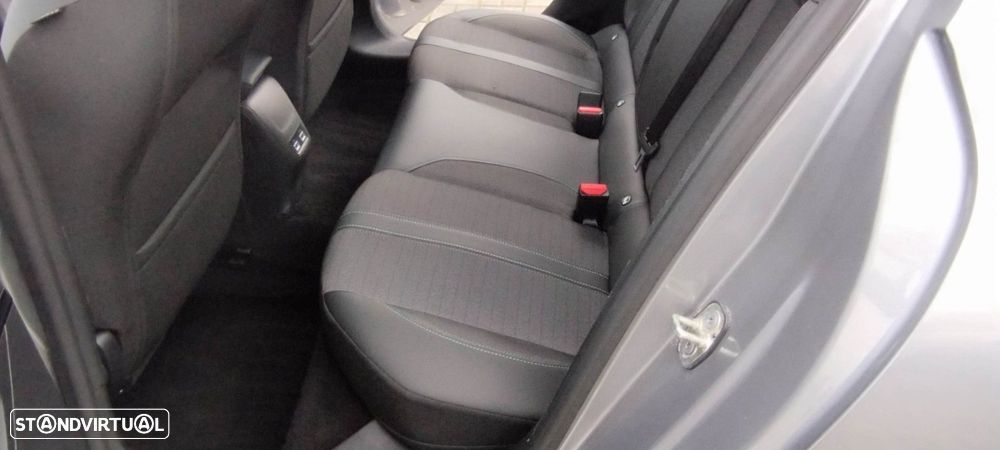 Peugeot e-208 50 kWh Allure Pack - 26