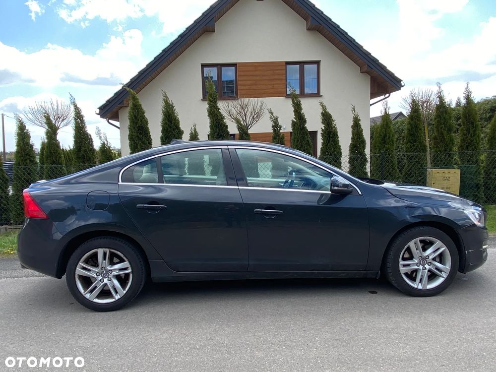 Volvo S60 2.5 T5 - 17
