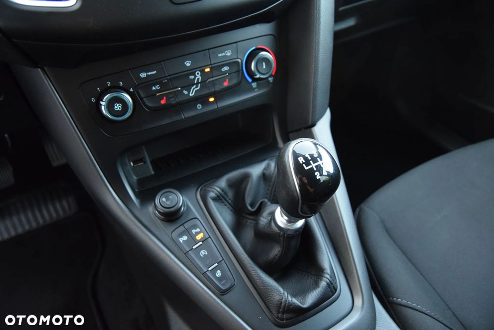 Ford Focus 1.0 EcoBoost Platinium X ASS - 18