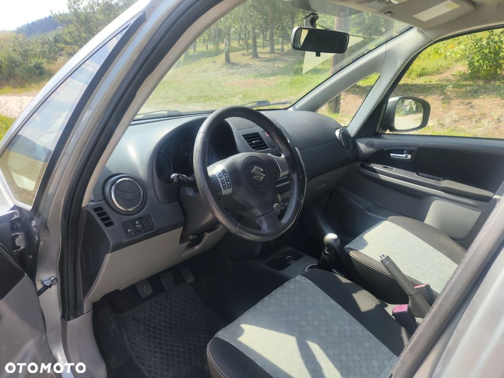 Suzuki SX4 1.6 VVT 4x4 Limited - 10