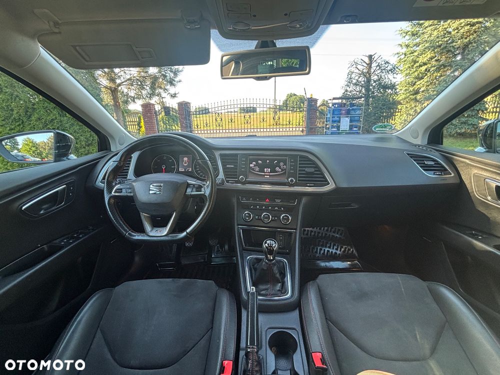 Seat Leon 2.0 TDI DPF Start&Stop FR - 32