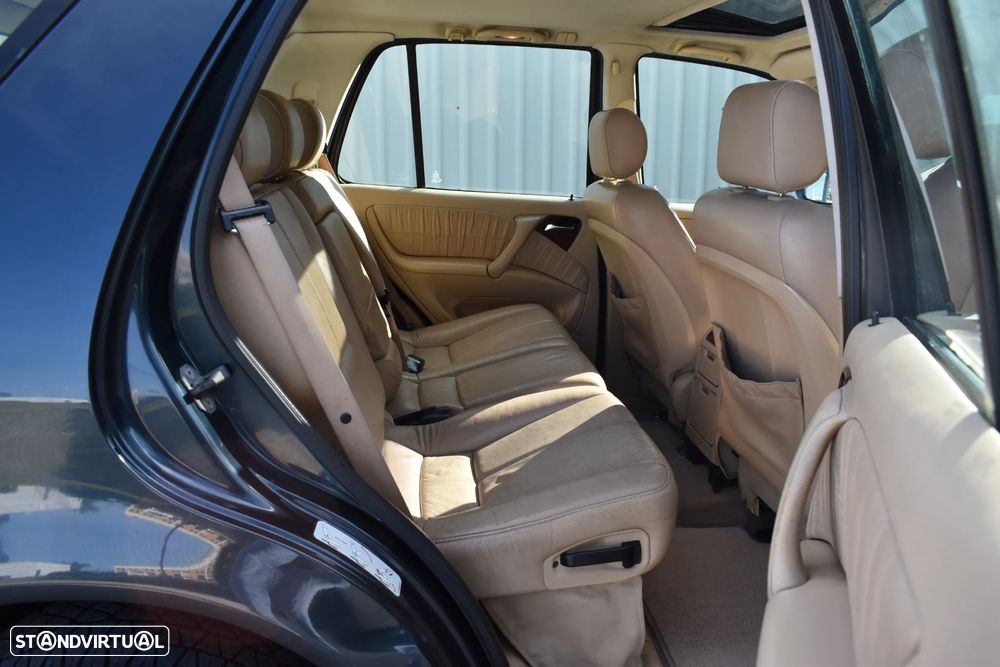 Mercedes-Benz ML 270 - 14