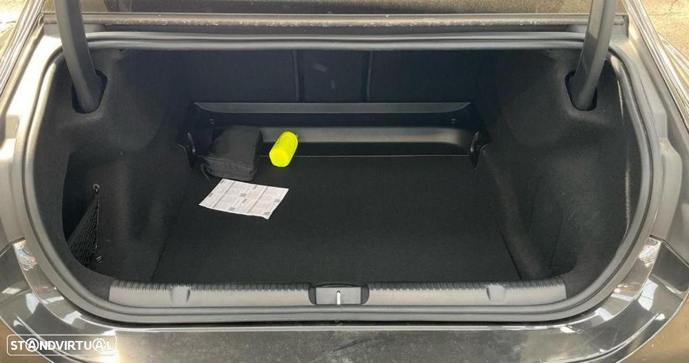 Mercedes-Benz EQE 43 AMG 4Matic - 12