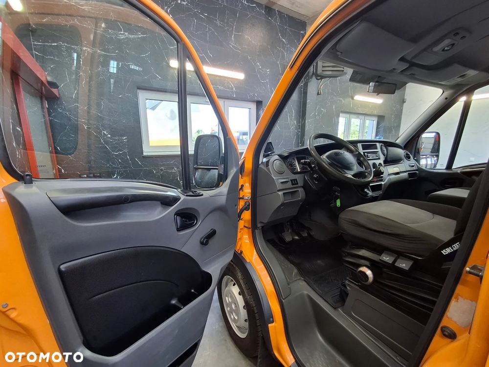 Iveco Daily 35S14 Doka Dubel Brygadówka Służba Drogowa Silnik 3.0 Pomarańczowy 6 Miejsc Hak Kamera Cofania Webasto Ogrzewanie Postojowe Klimatyzacja Fotele Pneumatyczne - 8