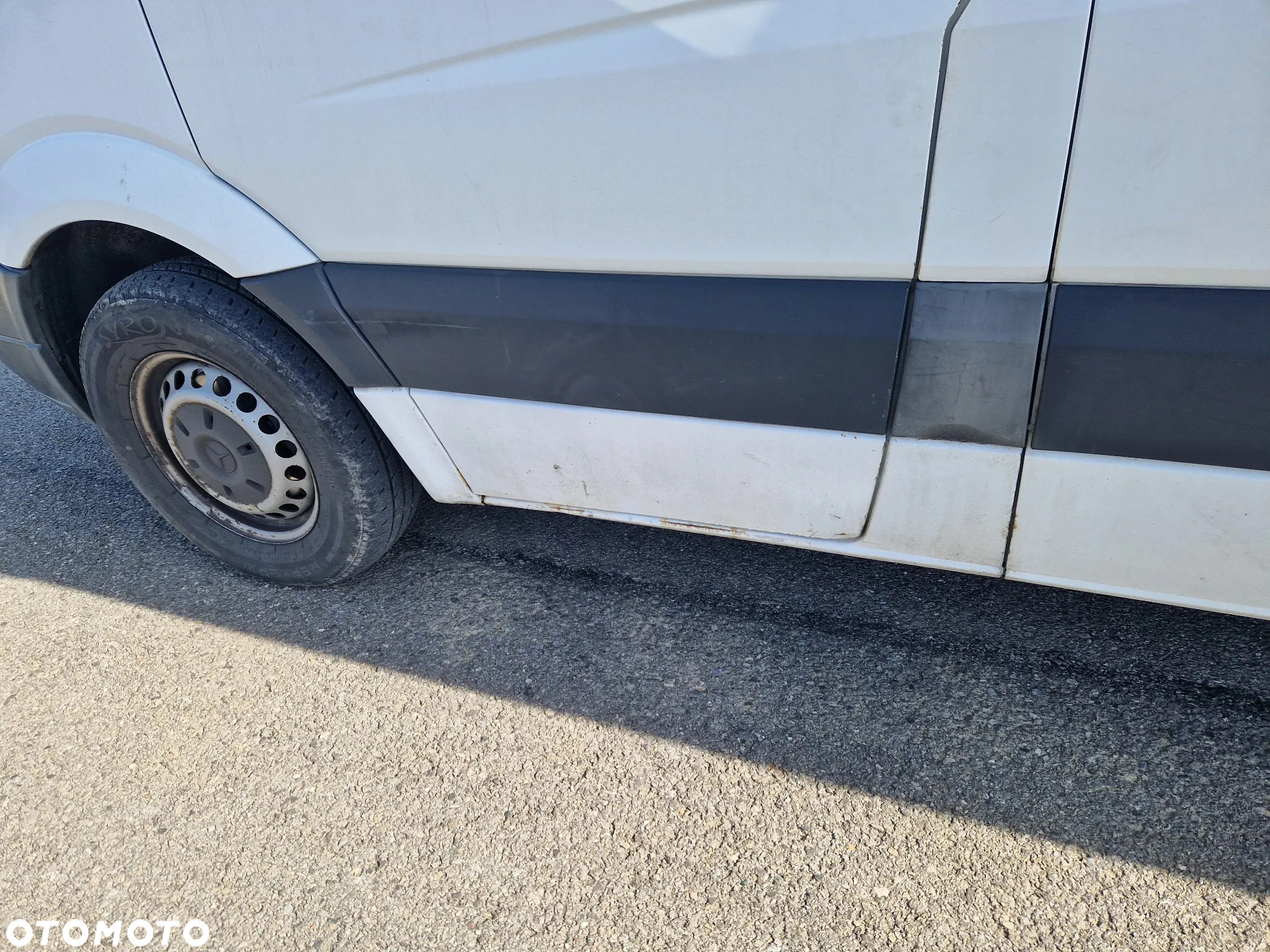 Mercedes-Benz Sprinter - 10