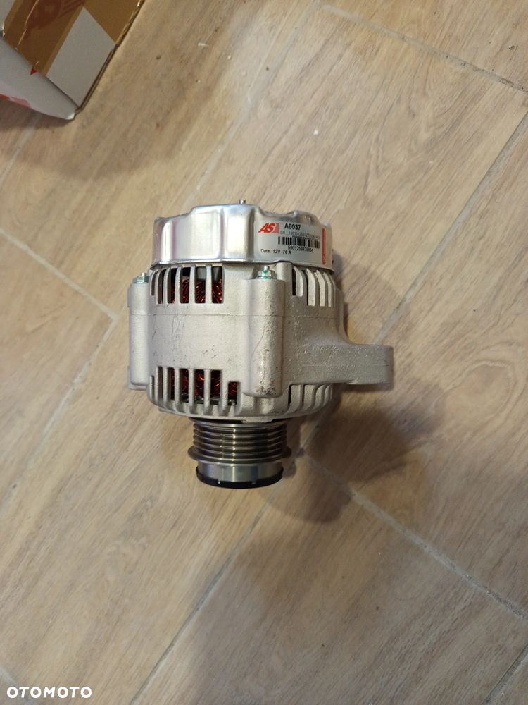 Alternator Toyota Yaris 2004 - 6