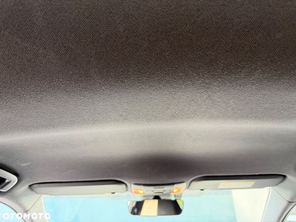 Toyota Corolla 1.8 Hybrid Comfort - 17