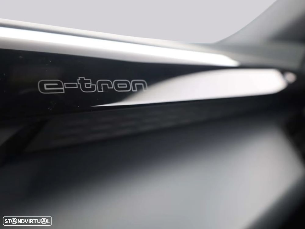 Audi e-tron GT - 13