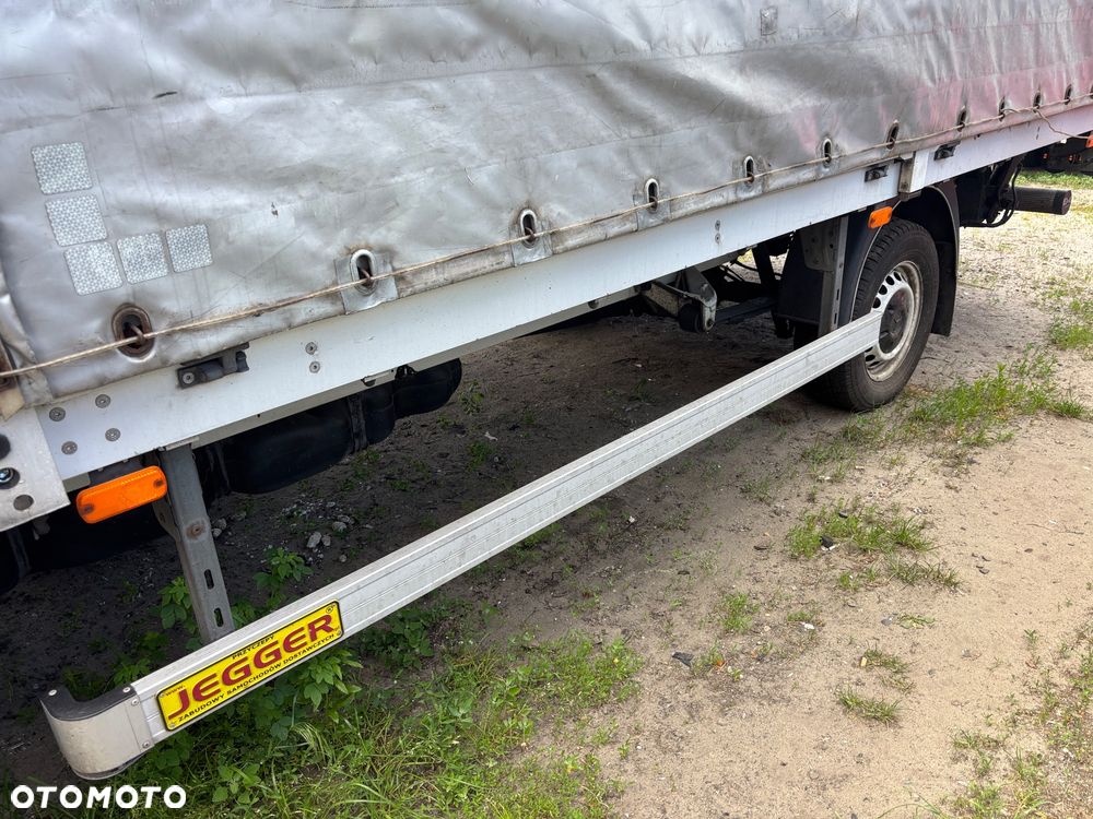 Mercedes-Benz sprinter - 23