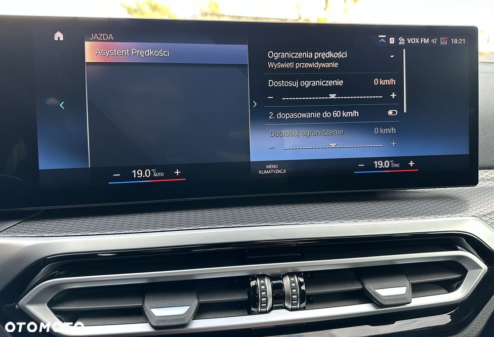 BMW Seria 3 330i xDrive M Sport sport - 36