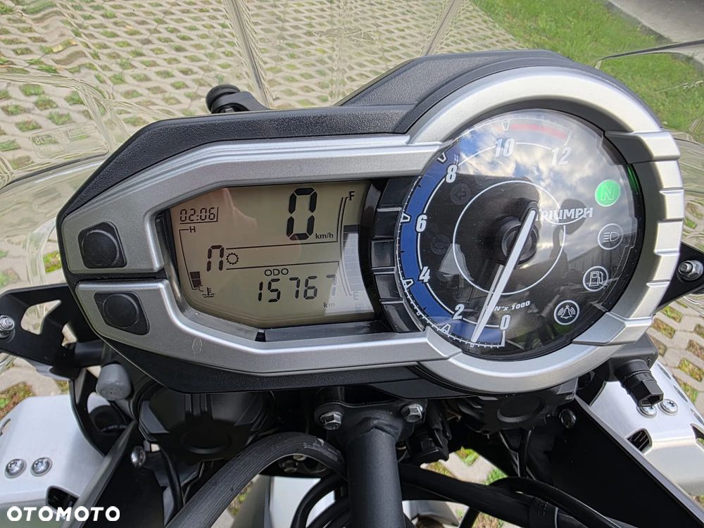 Triumph Tiger - 12