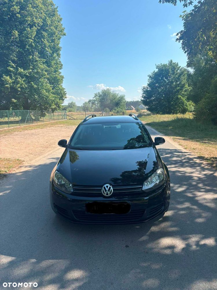 Volkswagen Golf - 2
