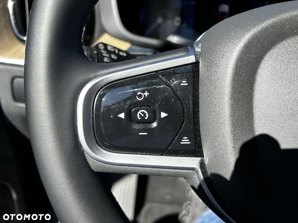 Volvo XC 60 - 23