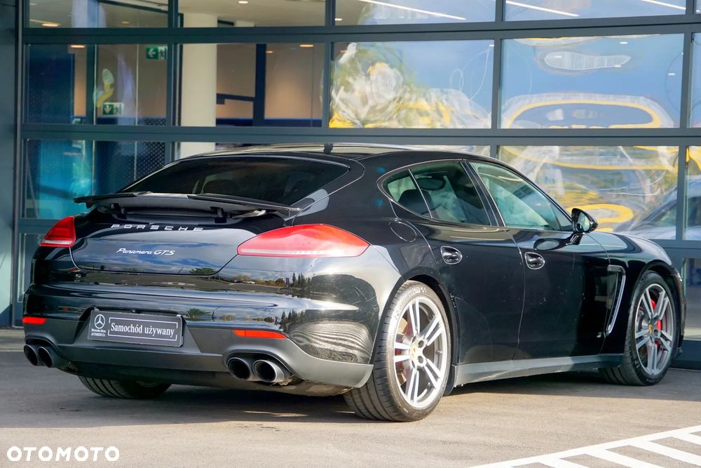 Porsche Panamera GTS PDK - 6