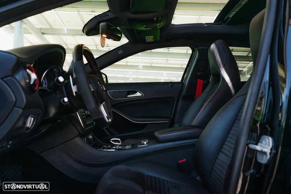 Mercedes-Benz GLA 45 AMG 4Matic 7G-DCT Edition 1 - 26