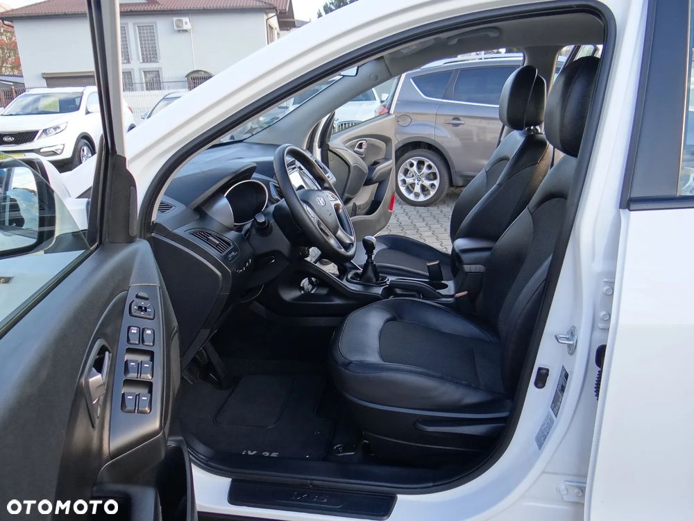 Hyundai ix35 1.6 GDI Premium 2WD - 21