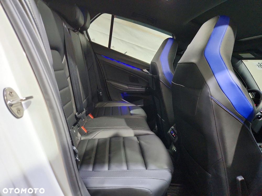Volkswagen Golf 2.0 TSI OPF 4Motion DSG R Performance - 12