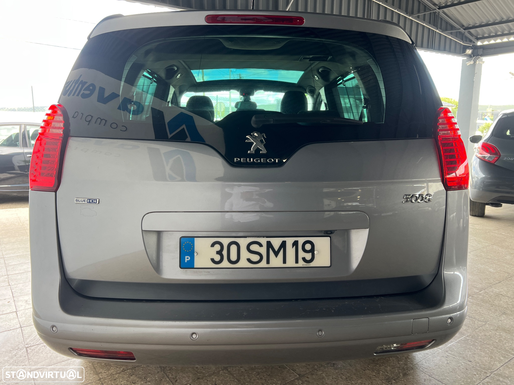 Peugeot 5008 1.6 BlueHDi Allure - 29